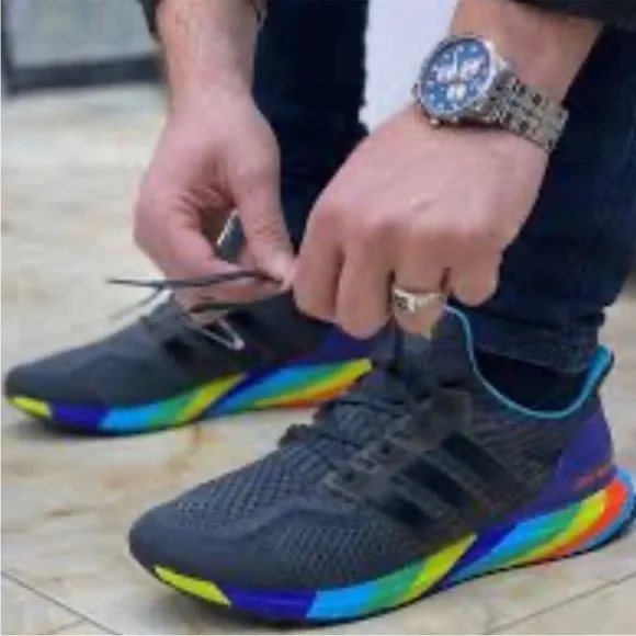 NEW ADIDAS Ultraboost 5.0 DNA Pride boost carbon 11 Men’s shoes sneakers - Picture 9 of 9